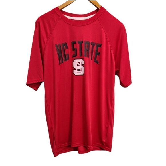 ChampionāNCāāStateĀ RedāPolyesterāShirtāSizeāMedium - Picture 1 of 4